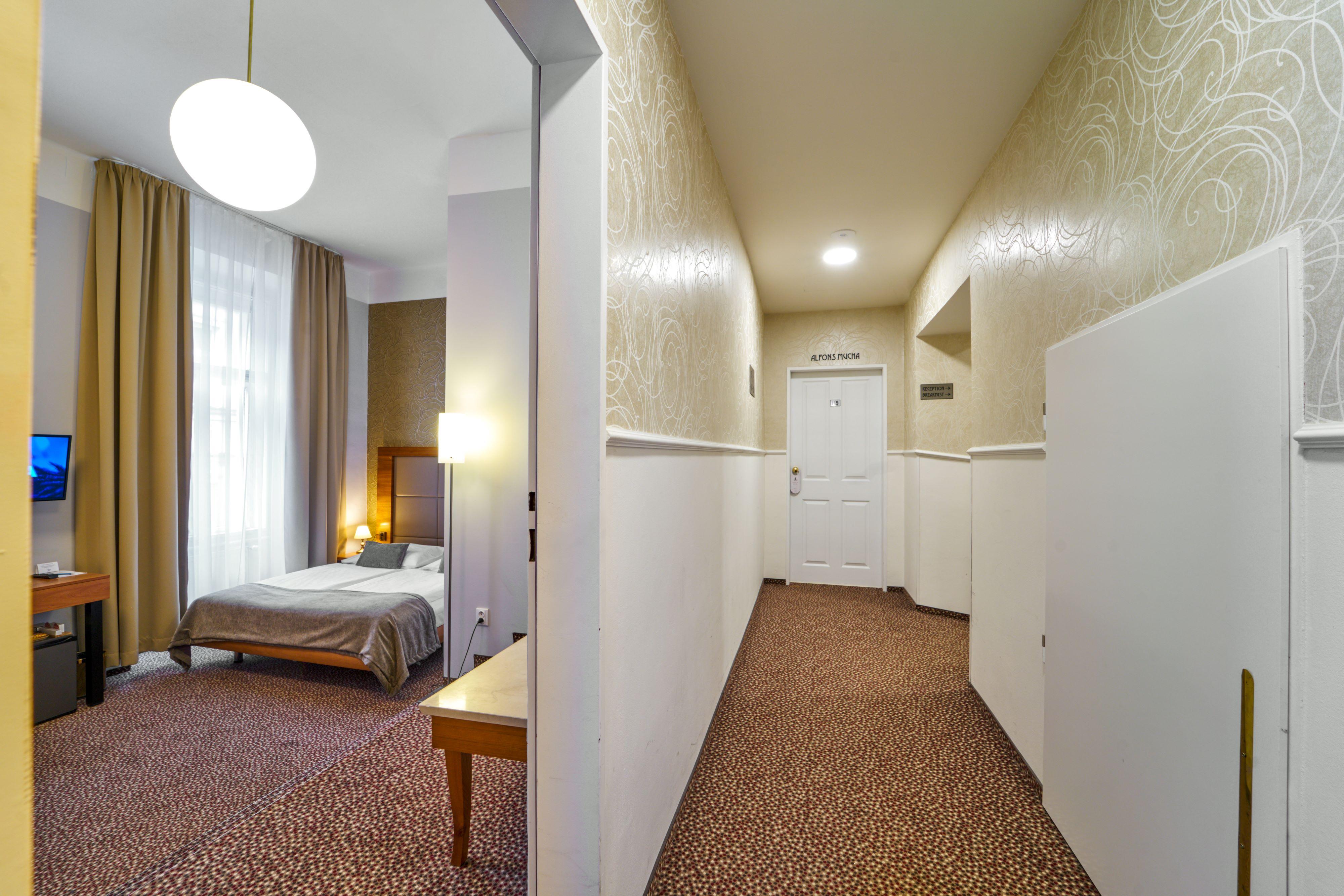 Metropolitan Old Town Hotel - Czech Leading Hotels Praha Bagian luar foto