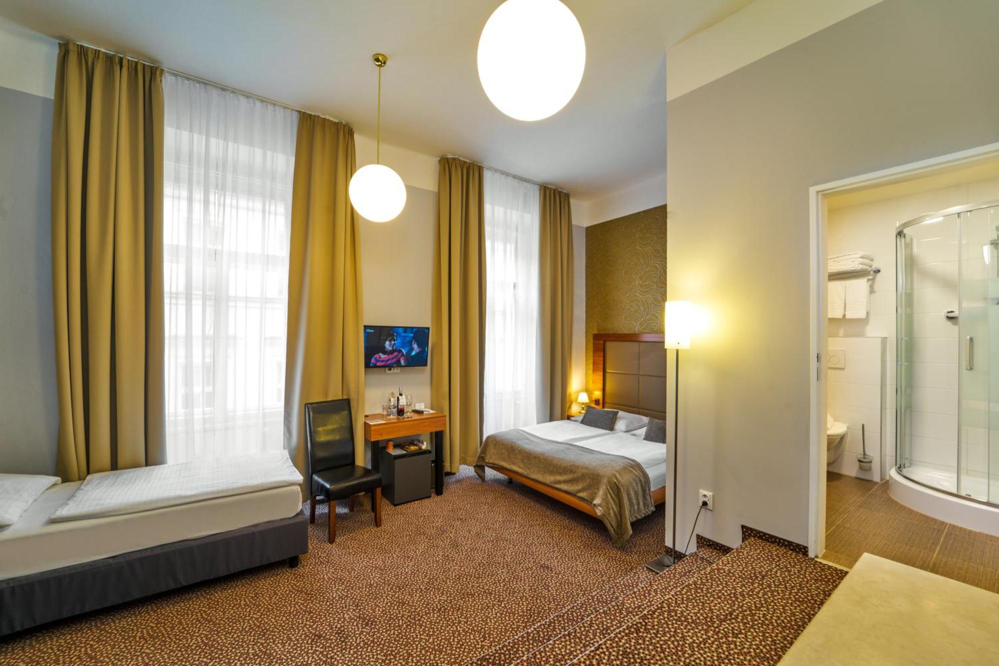 Metropolitan Old Town Hotel - Czech Leading Hotels Praha Ruang foto